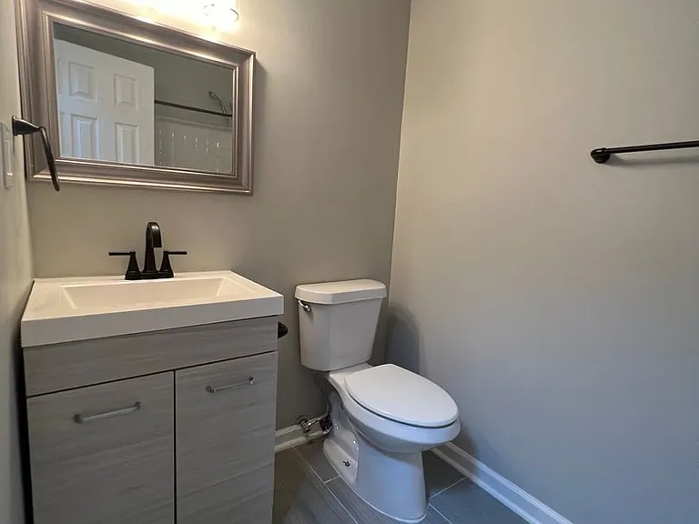 610 Belfast Dr — Photo 7