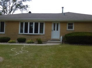 4N220 5th Ave, Addison, IL 60101