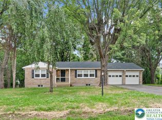 4777 Apple Ln, Center Valley, PA 18034