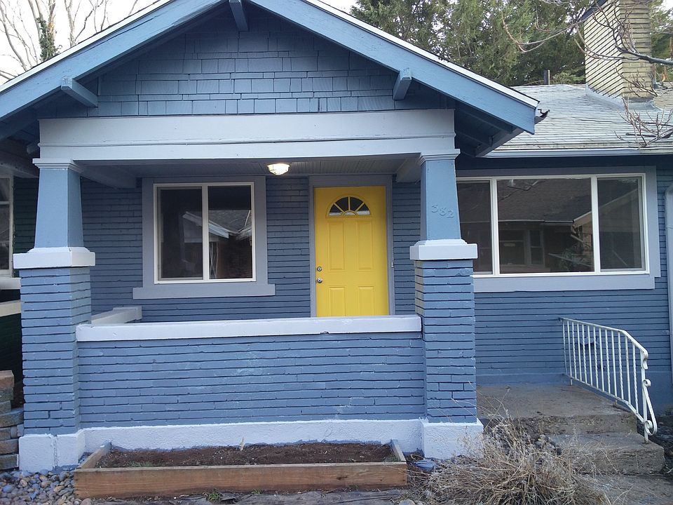 1st image of 382 E Logan Ave