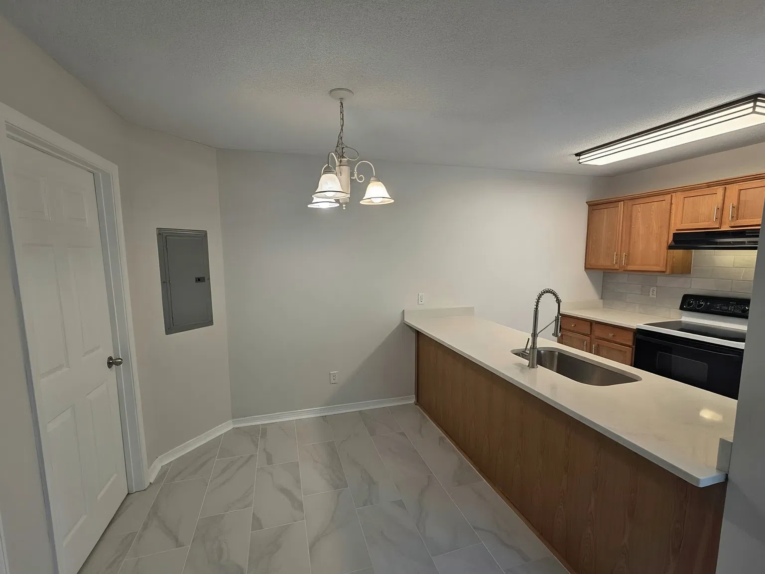 2 bed, 2.5 bath, 1164 sqft, $1,500 — Photo 2