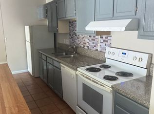 2332 W Vandalia Rd UNIT D, Greensboro, NC 27407