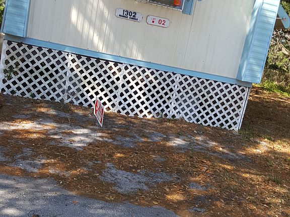 3rd image of 1302 Hasker Cir