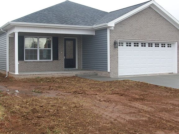 2nd image of 109 Saddlebrook Ct