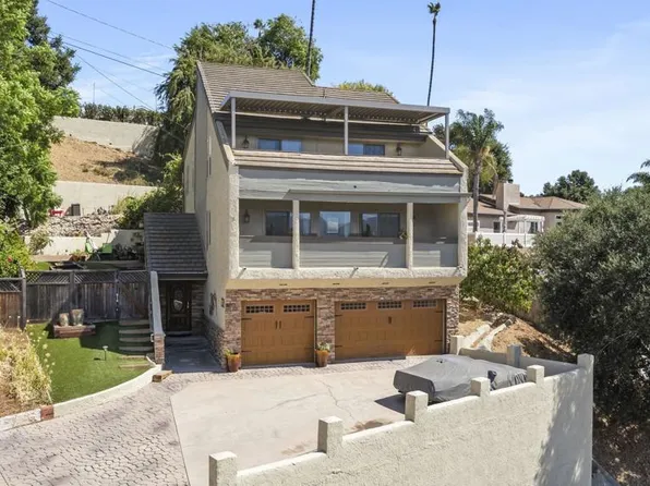 82 Arnaz Dr, Oak View, CA 93022