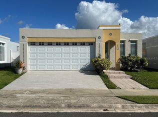 Urb, Rio Grande, PR 00745