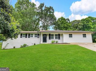 6026 S Bear Dr, Douglasville, GA 30135