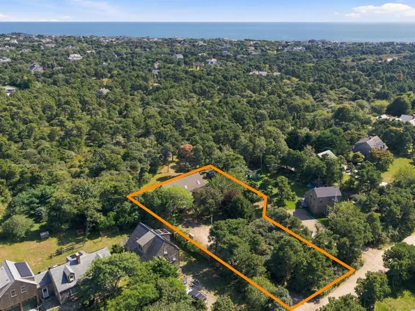 10 Field Ave, Nantucket, MA 02554