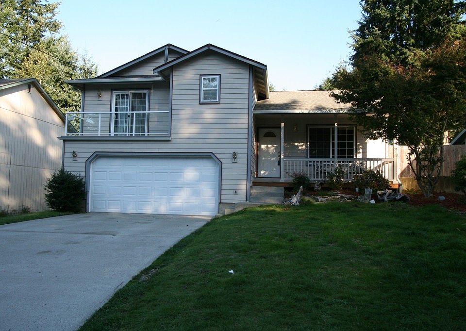 1st image of 4912 Beverly Dr NE