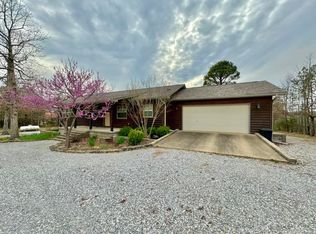 105 Tollie Kay Ln, Mountain View, AR 72560