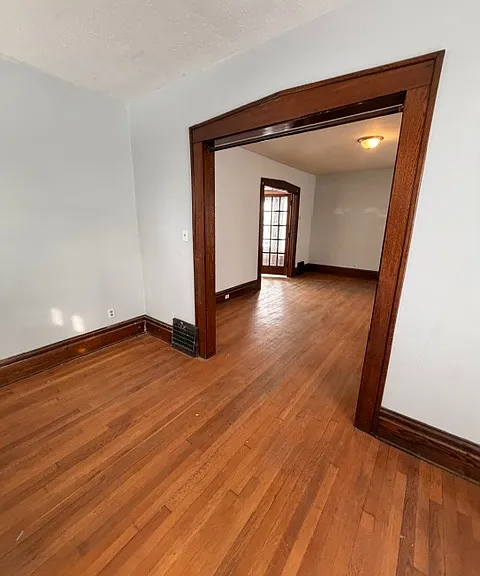 176 Henry St — Photo 17