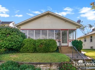 814 S 27th St, South Bend, IN 46615