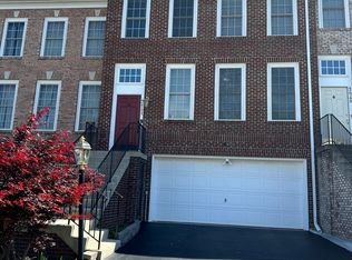42751 Falls View Sq, Leesburg, VA 20176