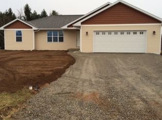 524 Alpine Dr, Oconto Falls, WI 54154
