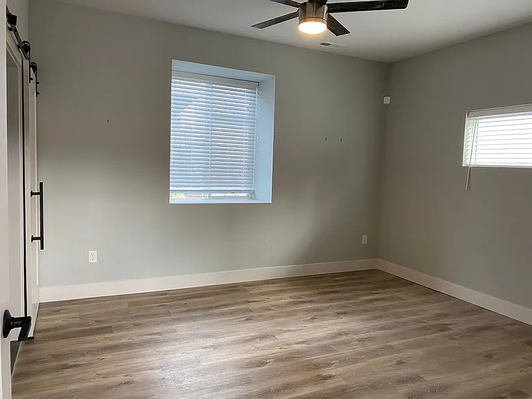 7217 N Five Mile Rd #20 — Photo 11
