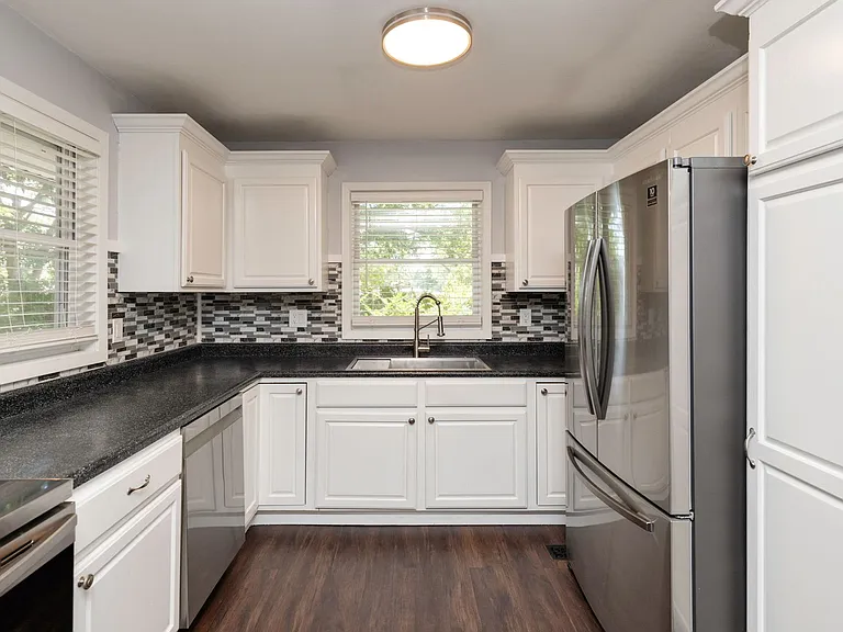4509 Wakonda Pkwy — Photo 19
