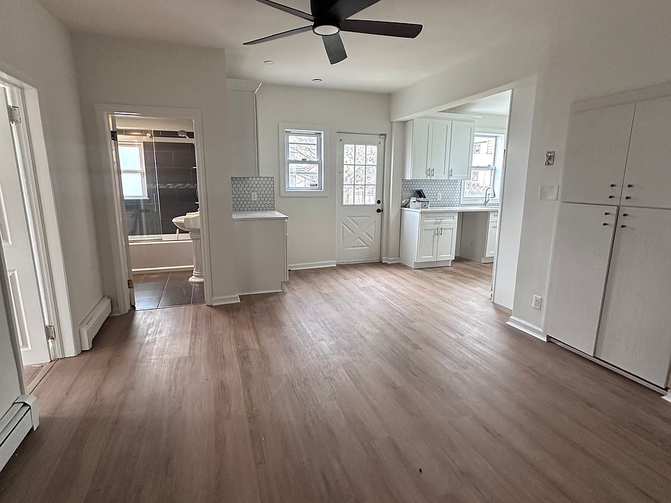 1st image of 37 Summit Ave Floor 1