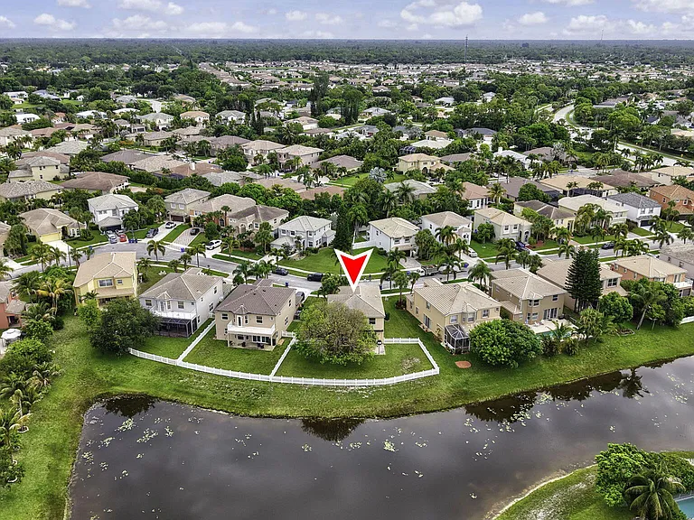 2753 Misty Oaks Cir — Photo 51