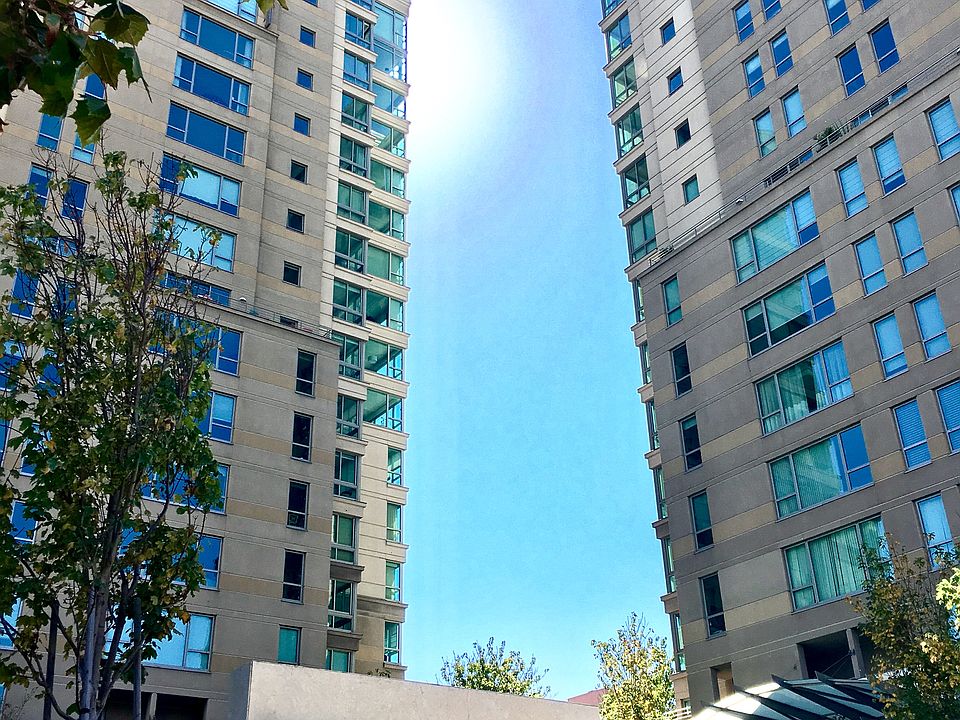 1st image of 219 Brannan St Unit 11C