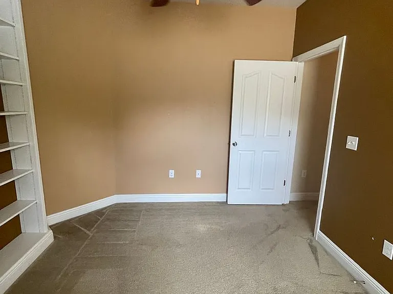 6716 Barnwood Dr — Photo 15