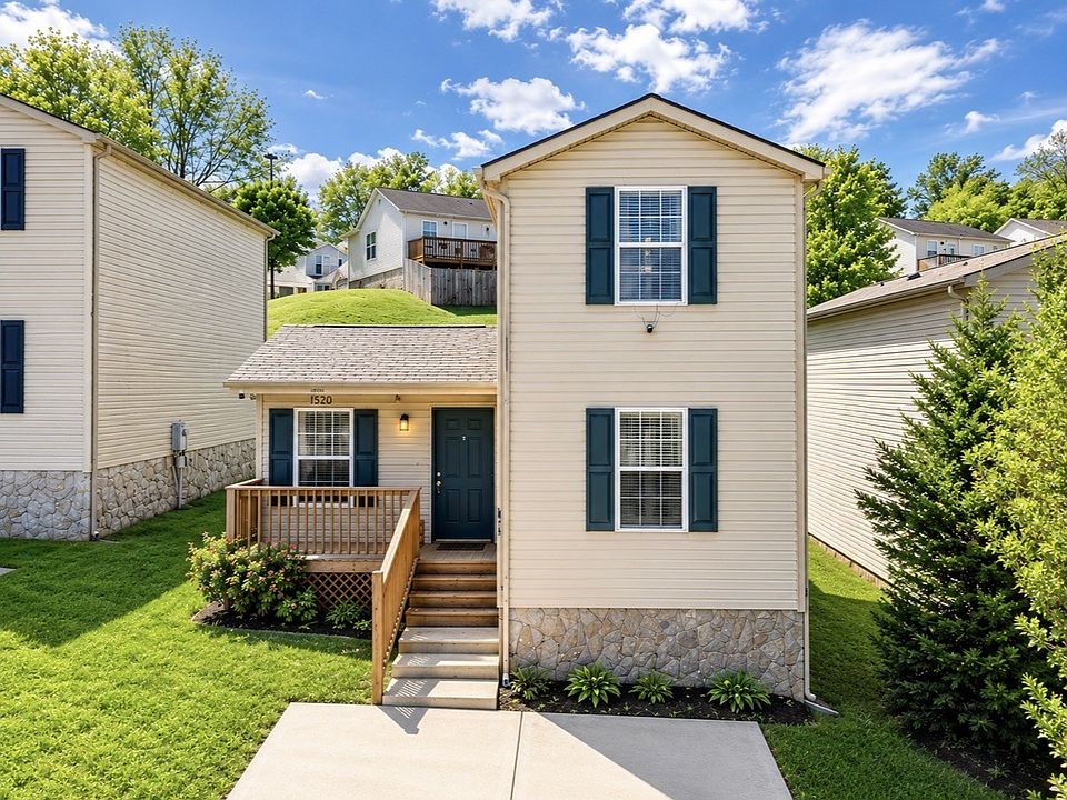 1st image of 206 Brittany Park Cir