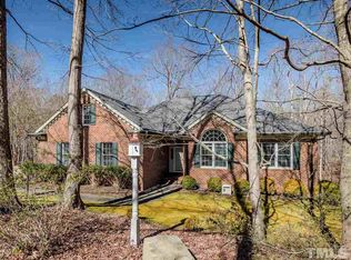 5201 Linwick Dr, Fuquay Varina, NC 27526