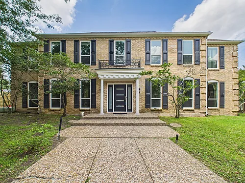 702 Daria Ct Photo 1