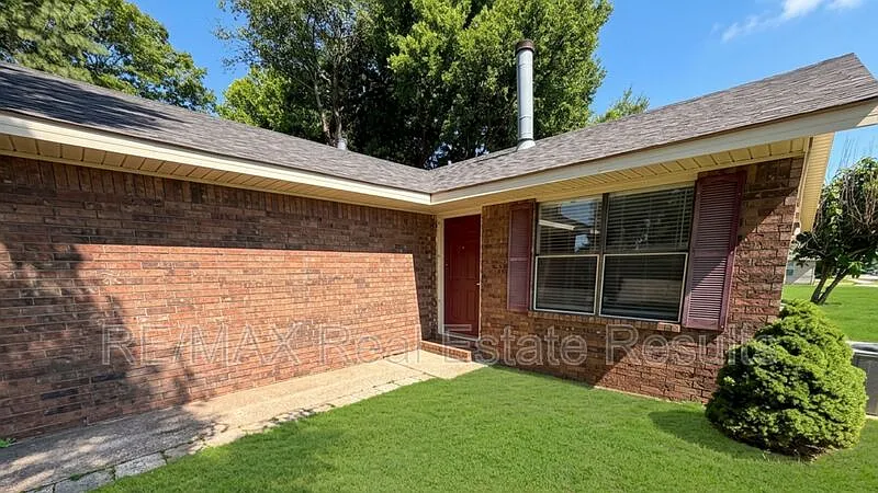 Northwest Acres — Photo 4