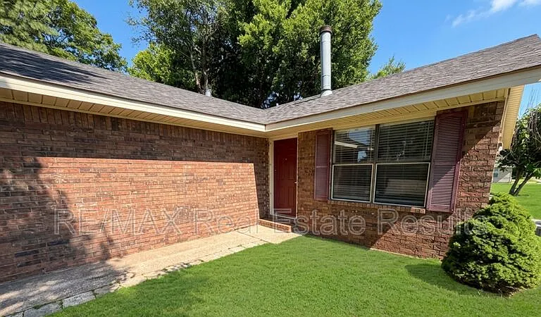 4416 W Acoma St — Photo 3