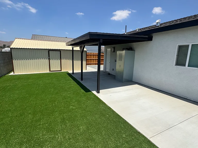 4587 Shetland Ln — Photo 1