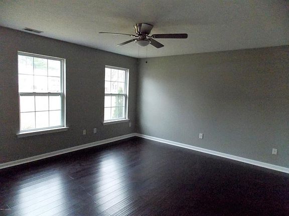 3rd image of 4420 Shenandoah Dr