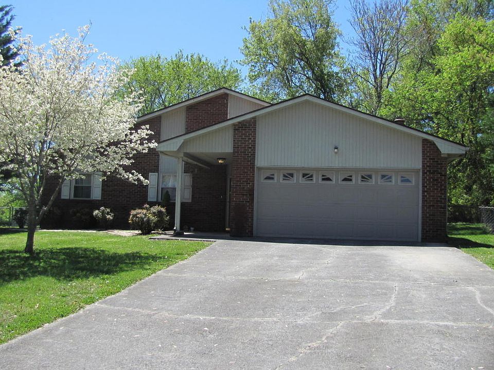 1st image of 8620 Peppertree Ln