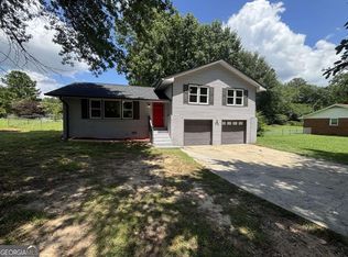 630 Old Airport Rd, Carrollton, GA 30116