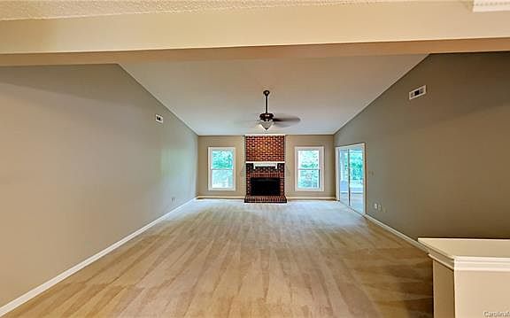 5th image of 3034 Heathcroft Ct