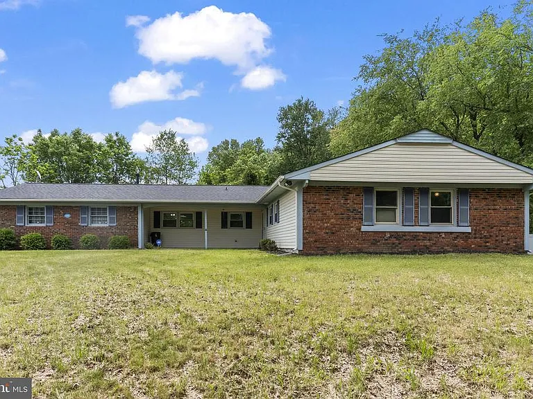 13501 Ivy Way — Photo 1