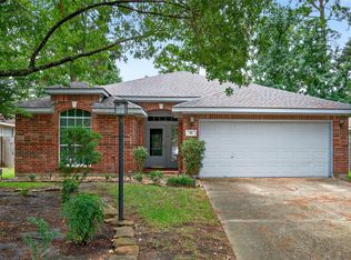 18 Wintergrass Pl, Spring, TX 77382