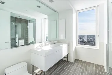 Rented by (Legacy) Elegran