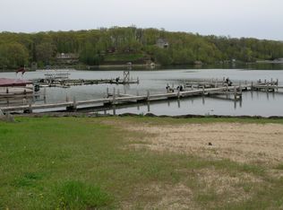 W5625 W Shore Dr, Elkhorn, WI 53121