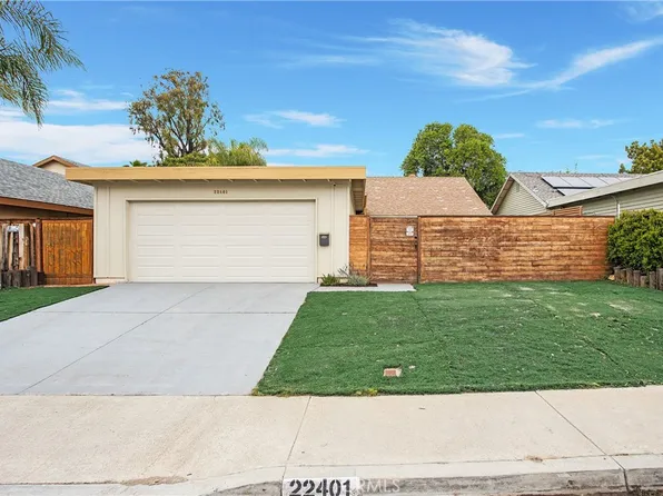 22401 Gravino, Laguna Hills, CA 92653