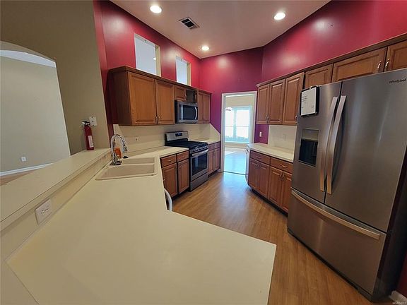 5th image of 112 Mill Ridge Ct