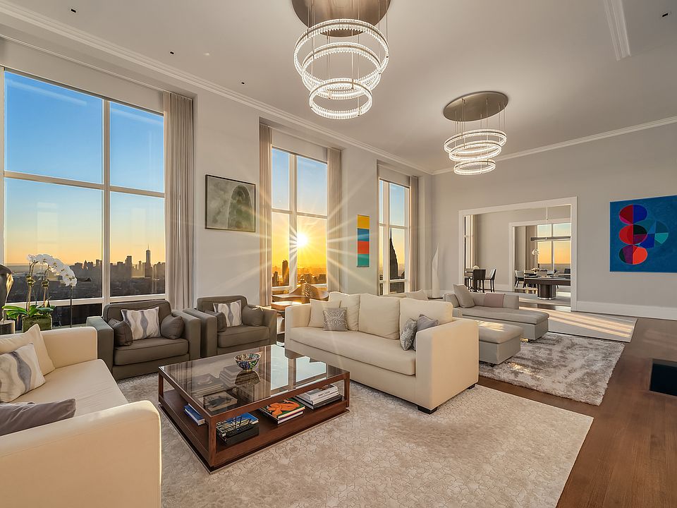 1st image of 845 United Nations Plz #Penthouse 88b