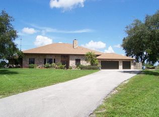 19987 Black Falcon Rd, Loxahatchee, FL 33470