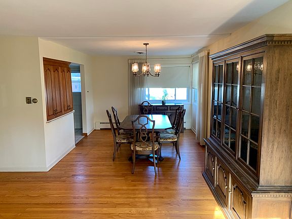 4th image of 1250 Longmeadow Dr