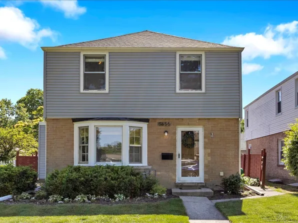 8655 Fernald Ave, Morton Grove, IL 60053
