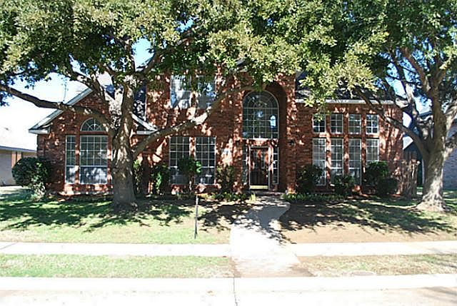 1st image of 428 Pecan Hollow Dr