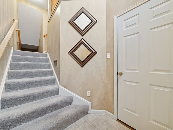 3rd image of 5011 Foxwood Ct