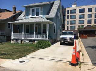 3107 9th Rd N, Arlington, VA 22201