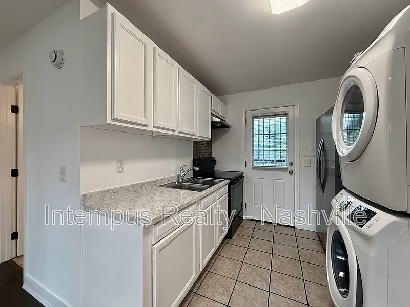 2 bed, 1.0 bath, 700 sqft, $1,097 — Photo 4