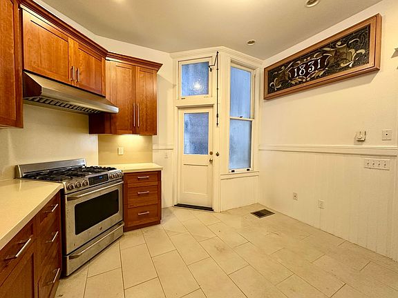 2nd image of 1100-1104 Fell St #501-505