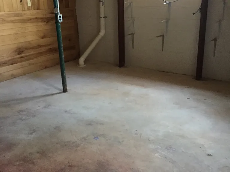 1301 Brookwood Dr — Photo 10